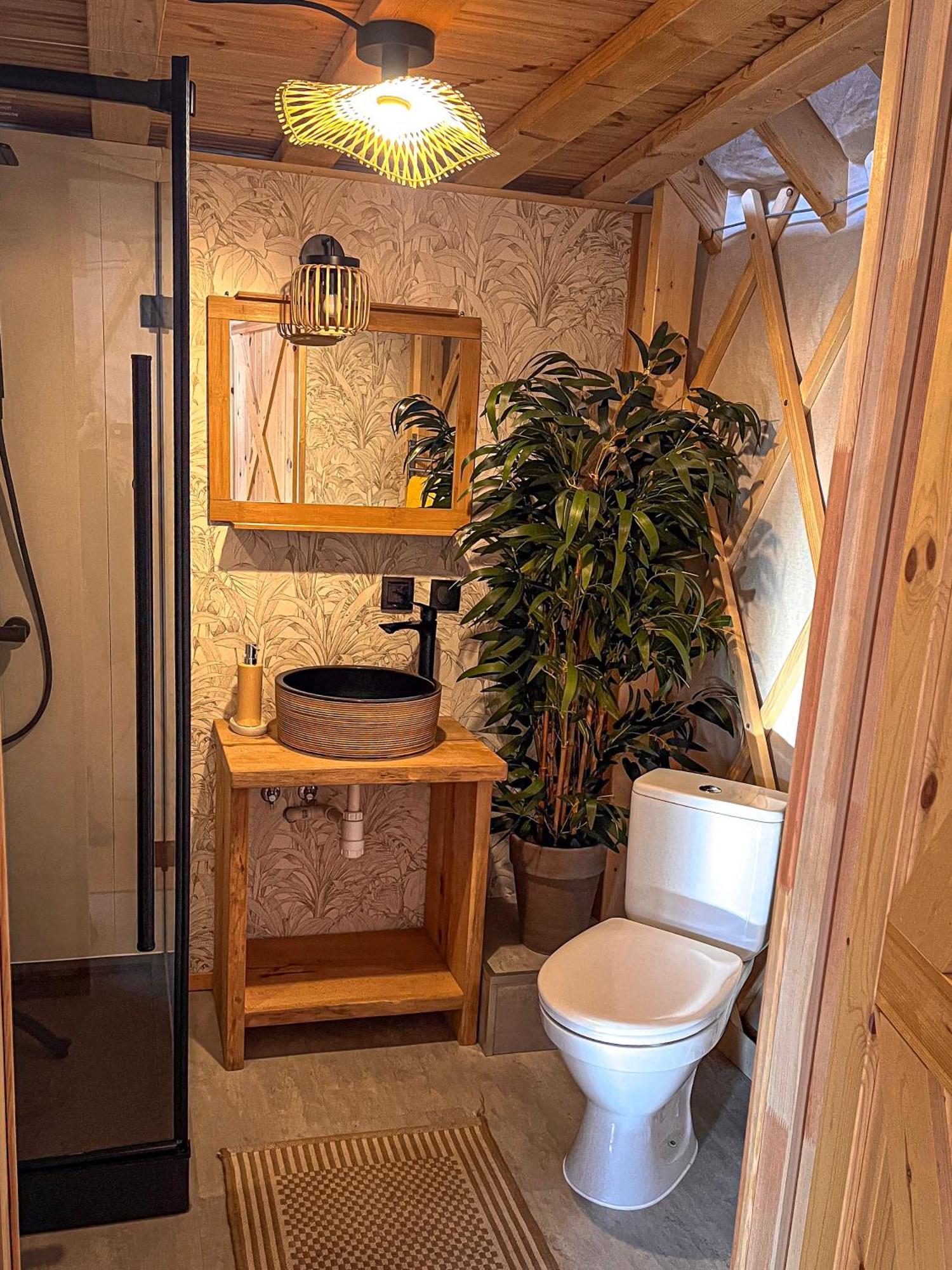 Aloha Glamp - Okragle Domki Przy Rzece - Balia I Sauna - Energylandia Zagornik Habitación foto